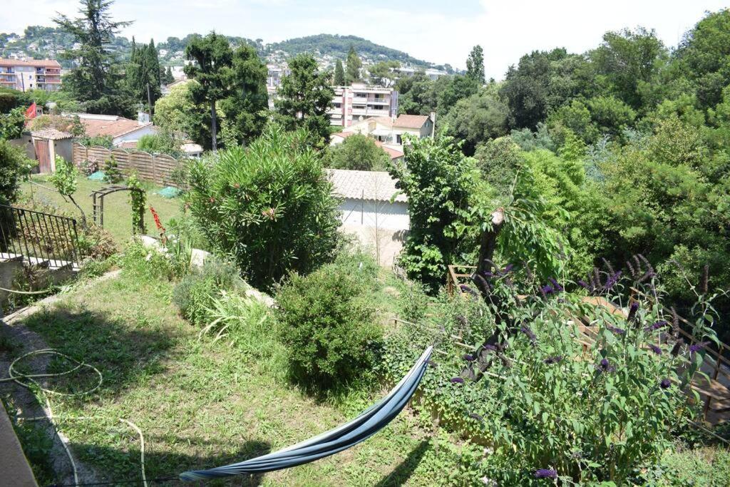 Appartement Neuf Et Independant Dans Rez-De-Villa Vallauris Dış mekan fotoğraf